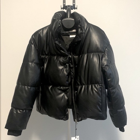 Zara puffer coat - Picture 1 of 2